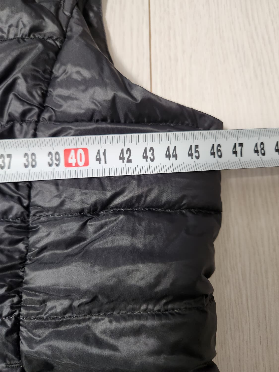 폴햄 베스트 리얼 라이트 구스 라운드넥 경량조끼 사이즈90(s)

여러  상품이미지2