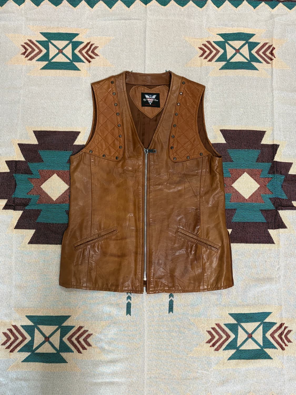 코미네 웨스턴 스터드 레더 베스트 / western stud vest 상품이미지1