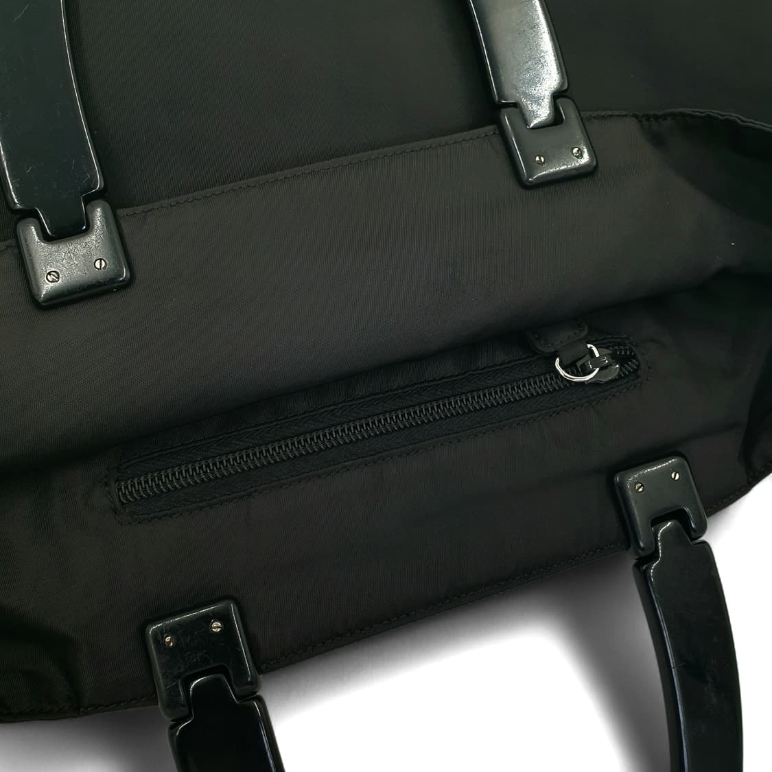 프라다 리나일론 블랙 플라스틱 핸들 토트백 상품이미지9