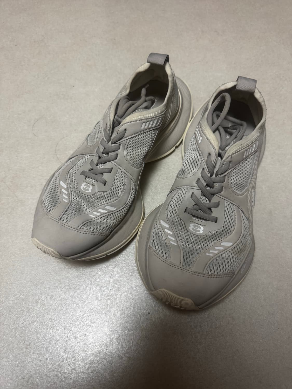 발렌시아가 서킷 스니커 42 상품이미지3