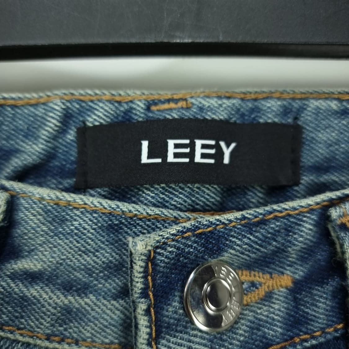 [엘이이와이](새상품) 멀티 포켓 카고 부츠컷 데님 팬츠 M18994 상품이미지8