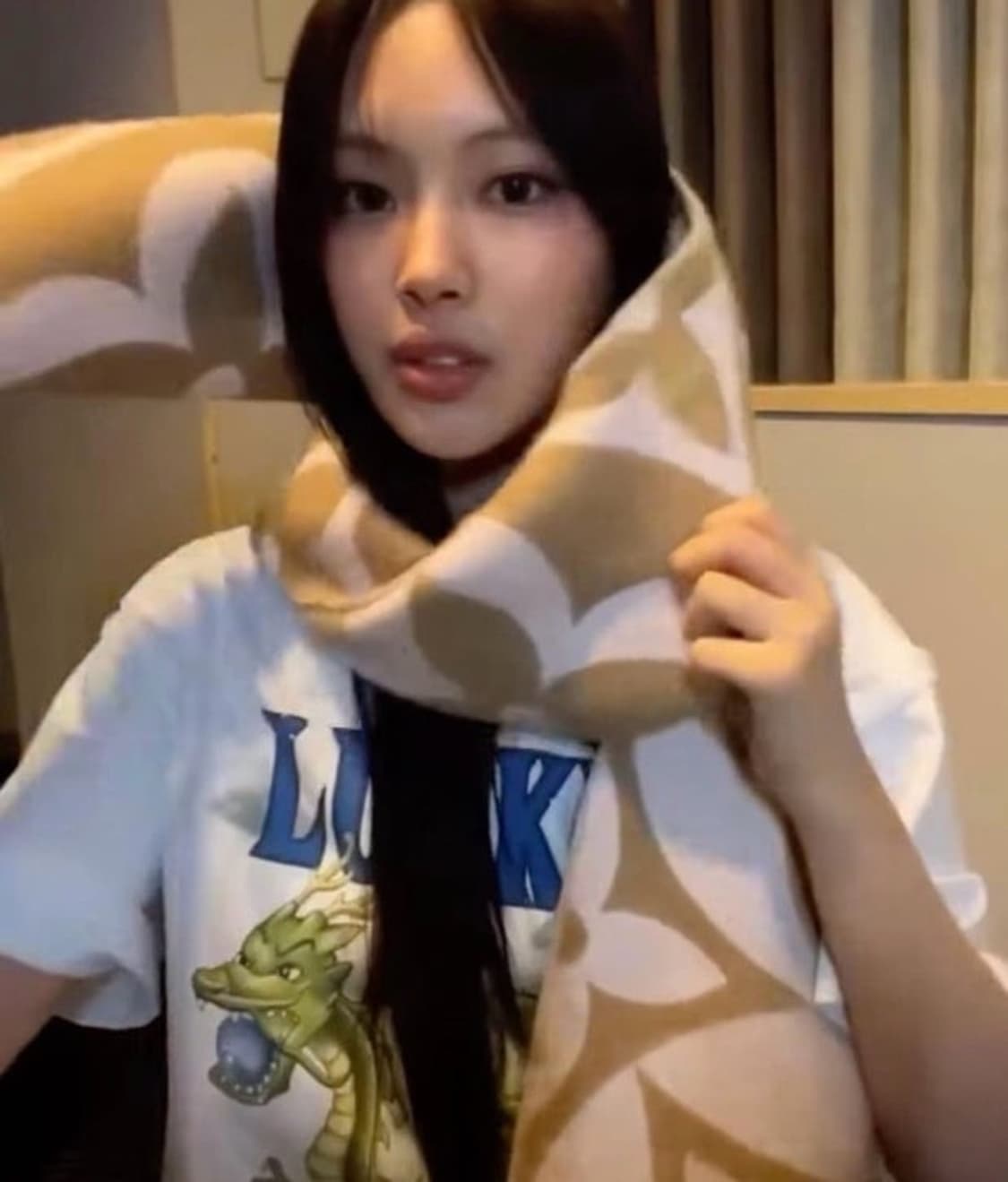 OPEN YY 반팔 _ (feat. 뉴진스) 상품이미지1