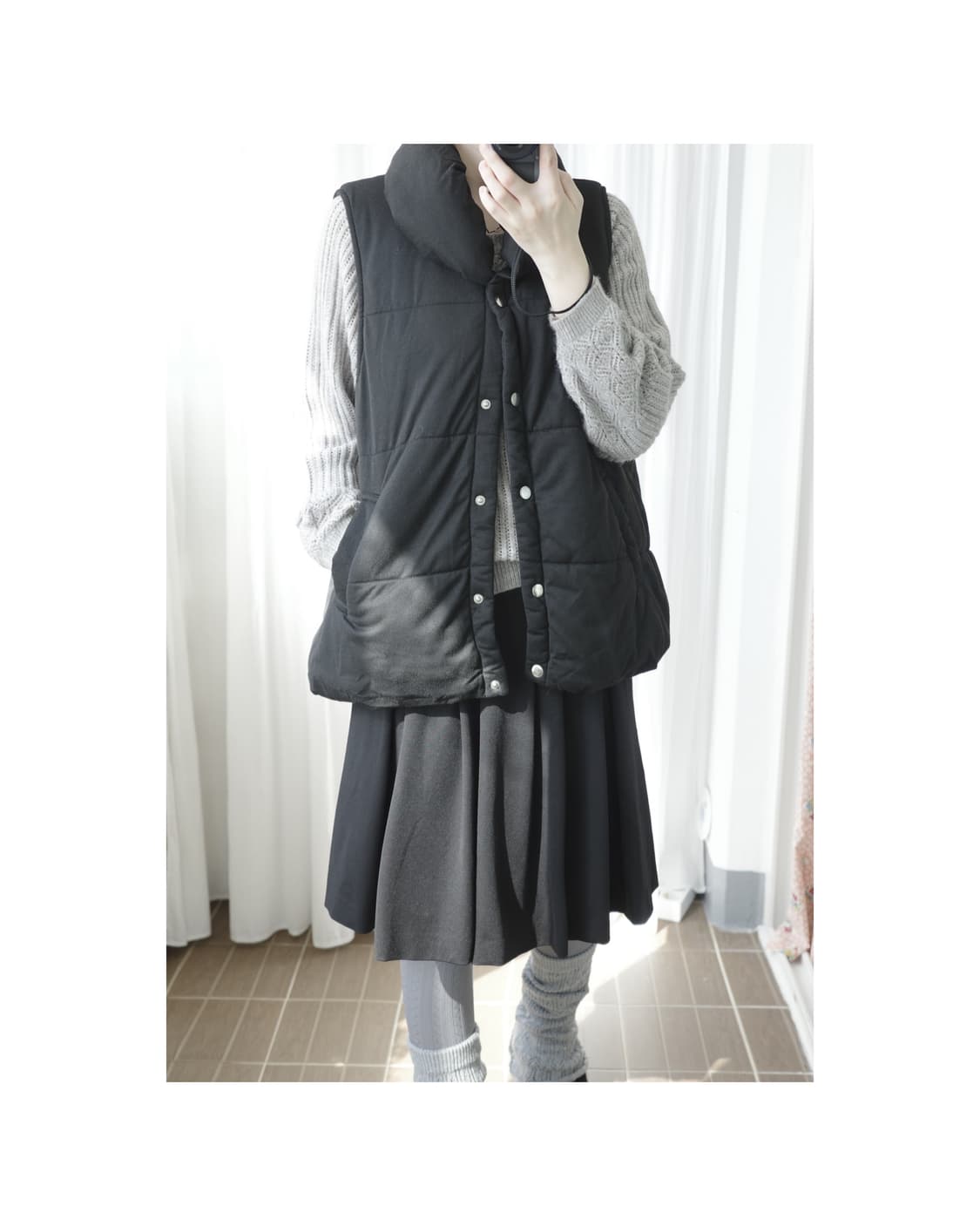 Black round padded vest 상품이미지5