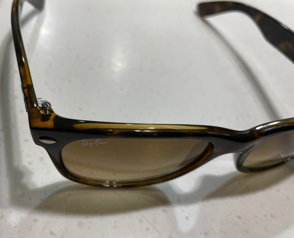 레이밴 뉴 웨이페어러(New Wayfarer) RB2132 상품이미지2