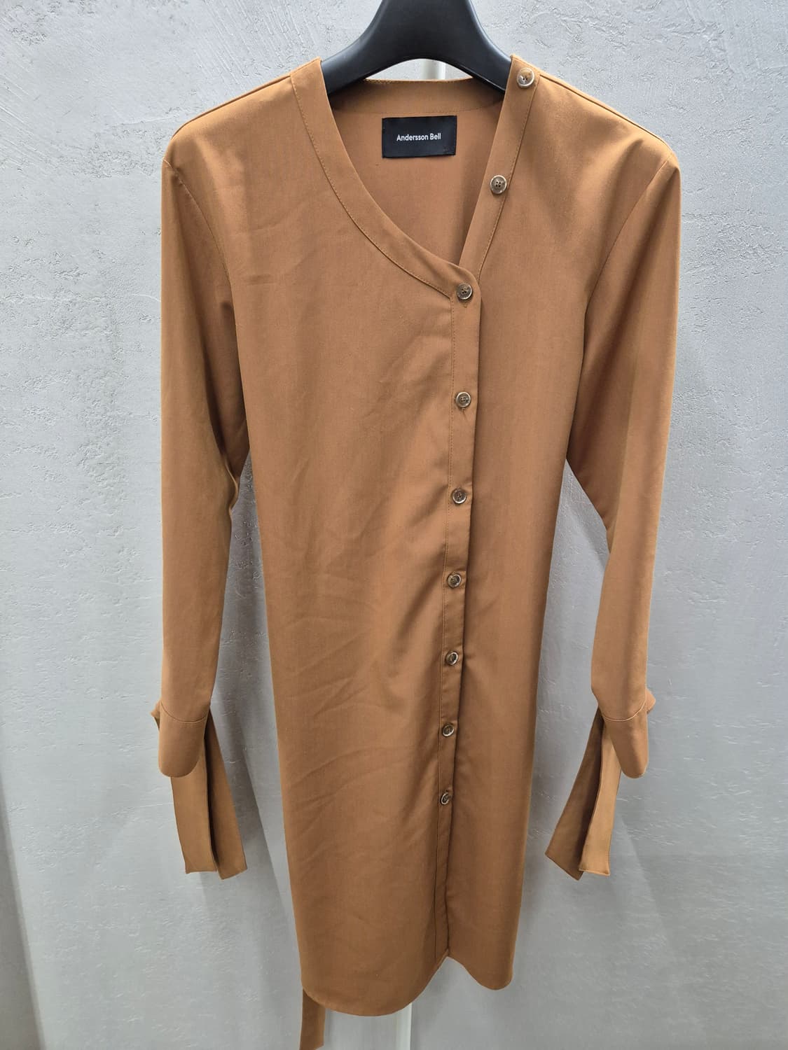 Andersson Bell 카멜색 셔츠 원피스 상품이미지2