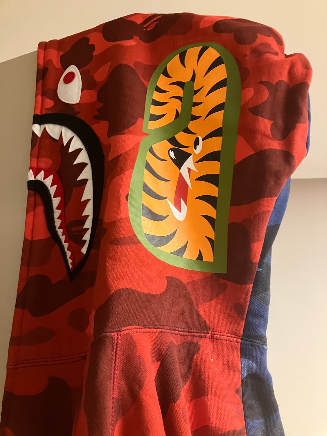 베이프 컬러카모 타이거 샤크후드집업 XL 상품이미지5