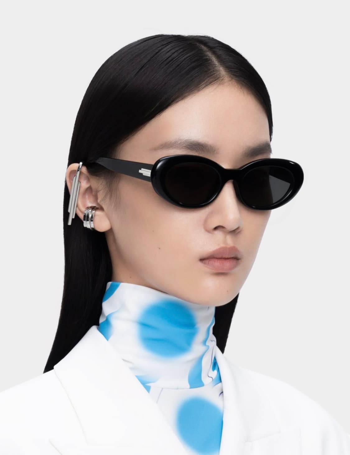 젠틀몬스터 LE 01 블랙 상품이미지1