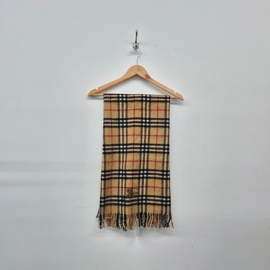 버버리 클래식 체크 머플러 상품이미지1