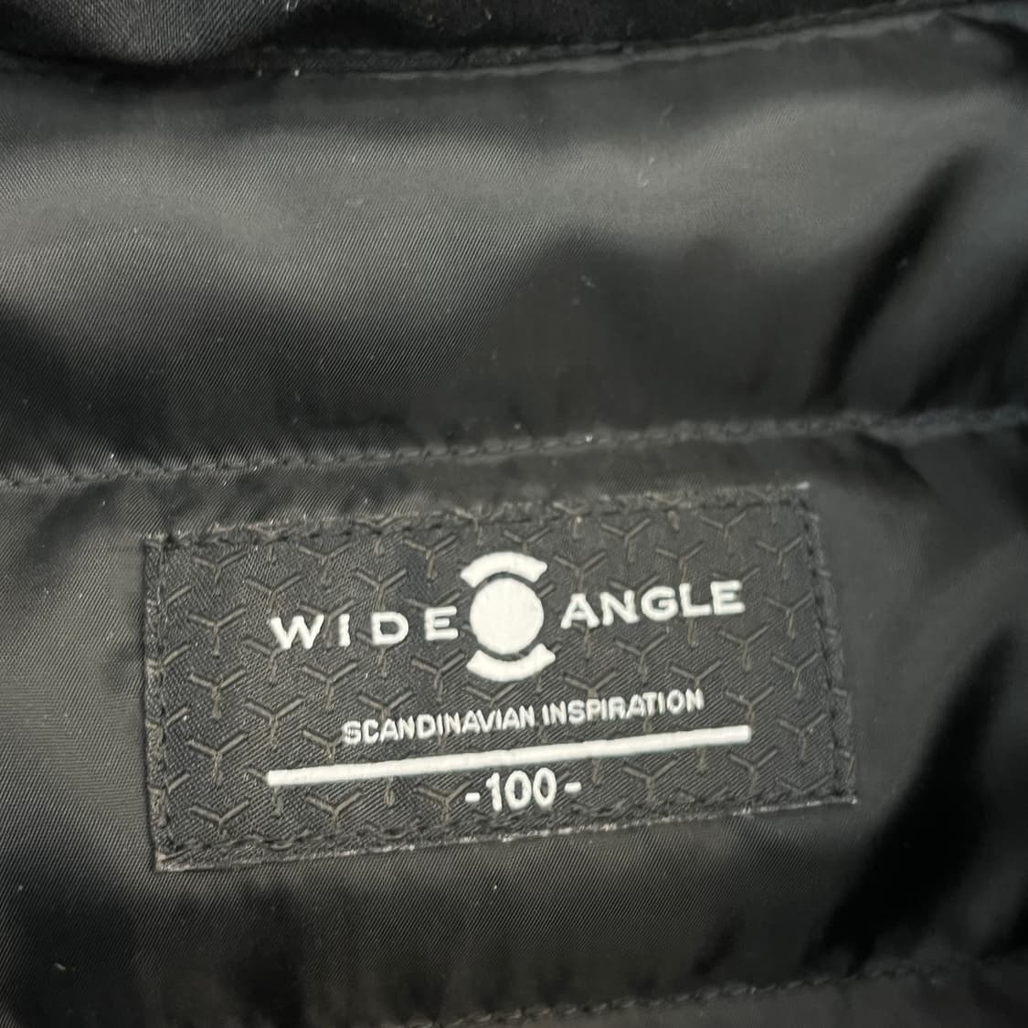 와이드앵글 구스다운 경량패딩 베스트 (100) 상품이미지3