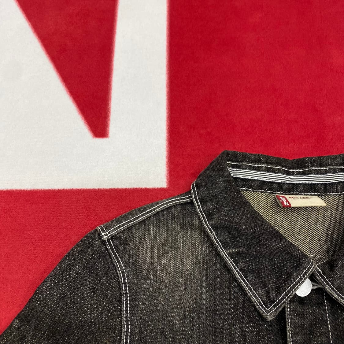 리바이스 크롭 흑청데님 자켓 실측 여성44 상품이미지4