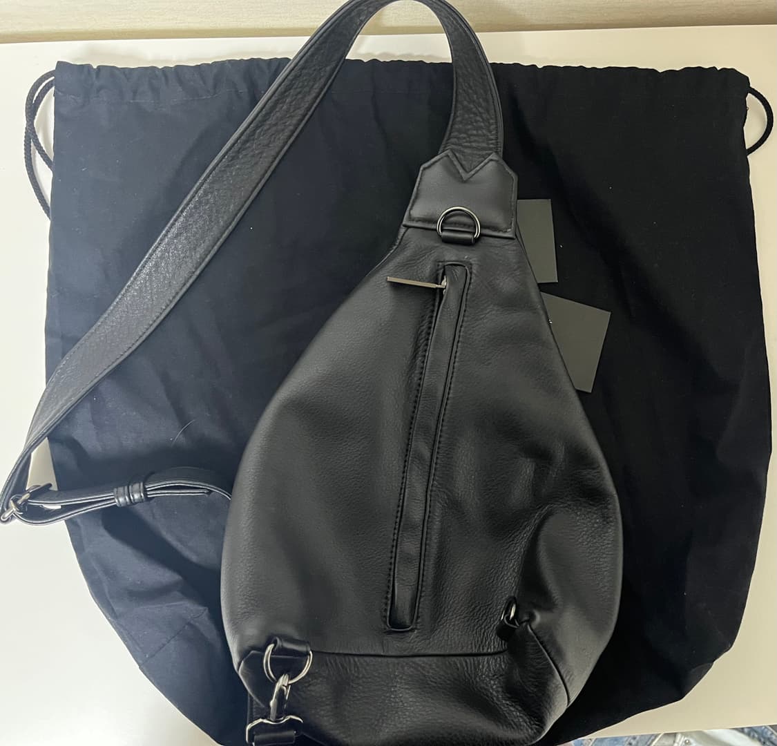 디스코드 요지야마모토 슬링백 상품이미지4