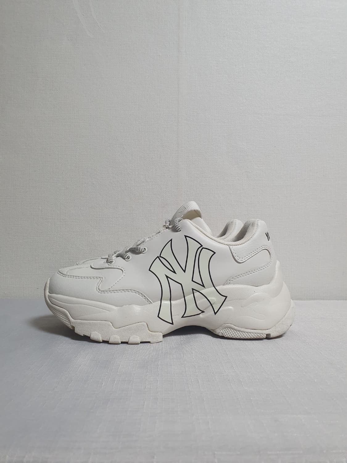 240mm 엠엘비 어글리슈즈 MLB 빅볼청키 A 뉴욕양키스 운동화 상품이미지1