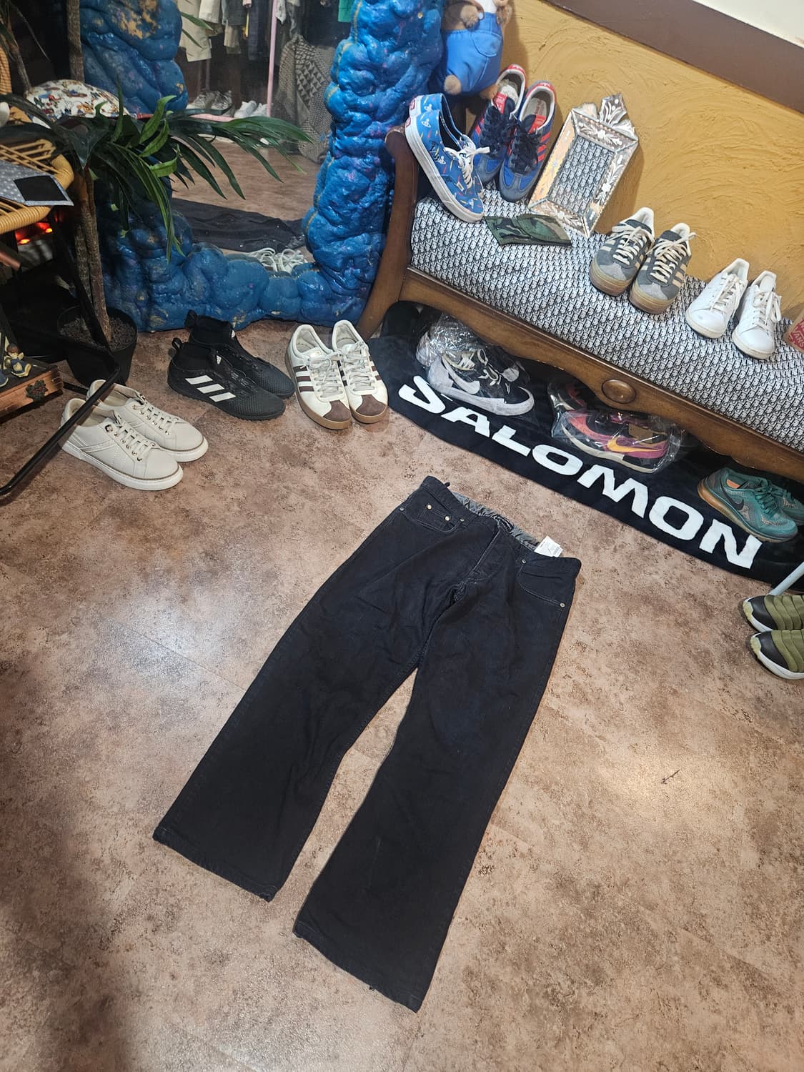 EMPORIO ARMANI 블랙 데님 팬츠
 상품이미지1