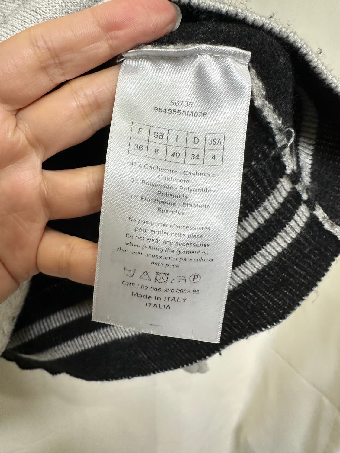 디올니트Dior 여성니트 s 오버핏 캐시미어 상품이미지4