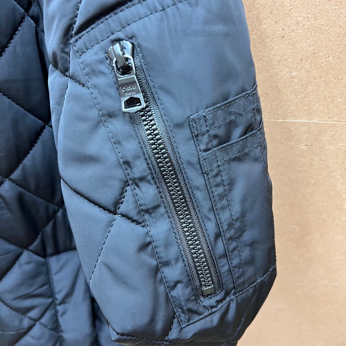 캘빈클라인 퀼팅 집업 자켓 상품이미지6