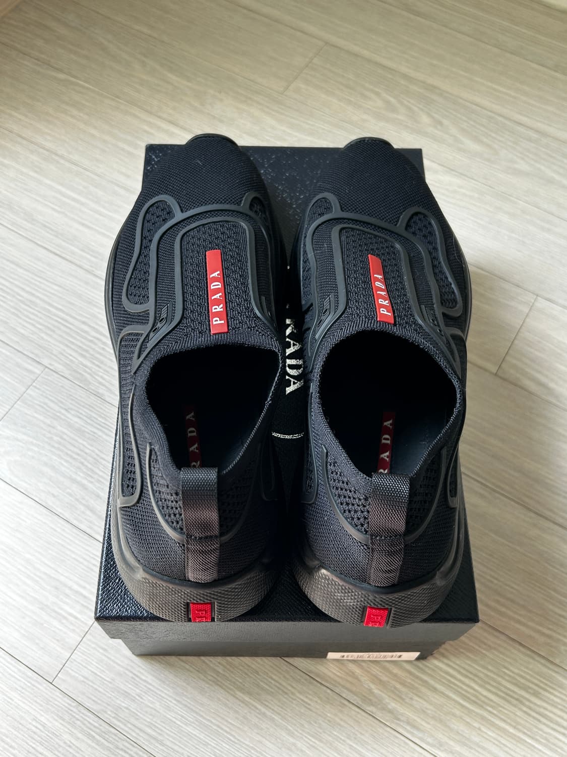 프라다 스포츠 스니커즈 상품이미지2