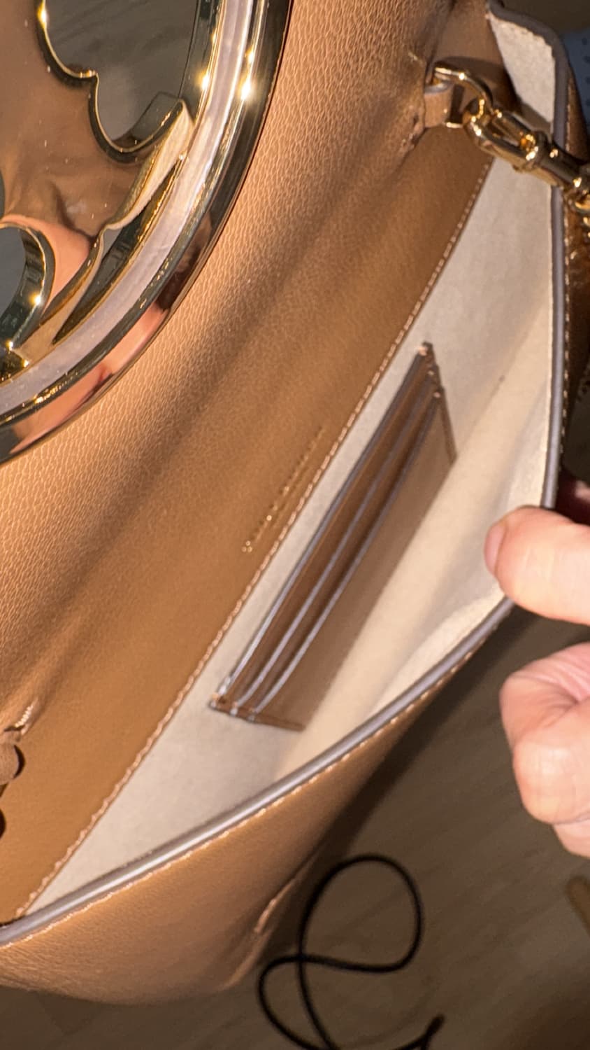 고급 토리버치 브라운색상 체인숄더백 상품이미지4