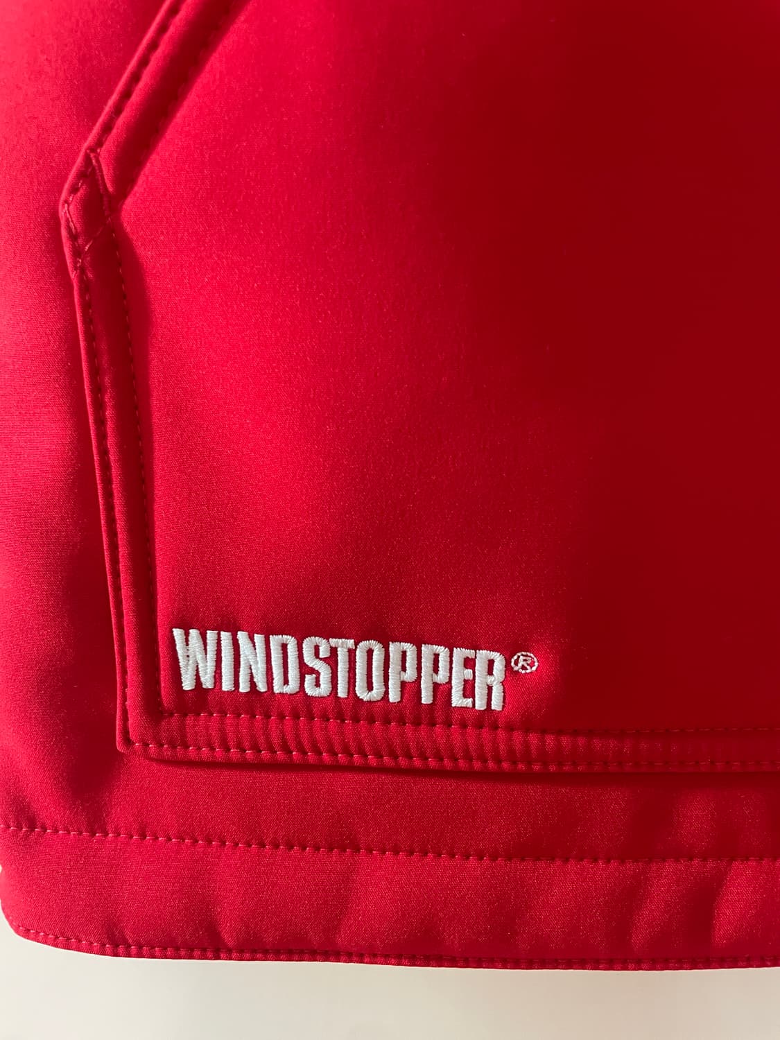 슈프림 윈드스토퍼 베스트 상품이미지2