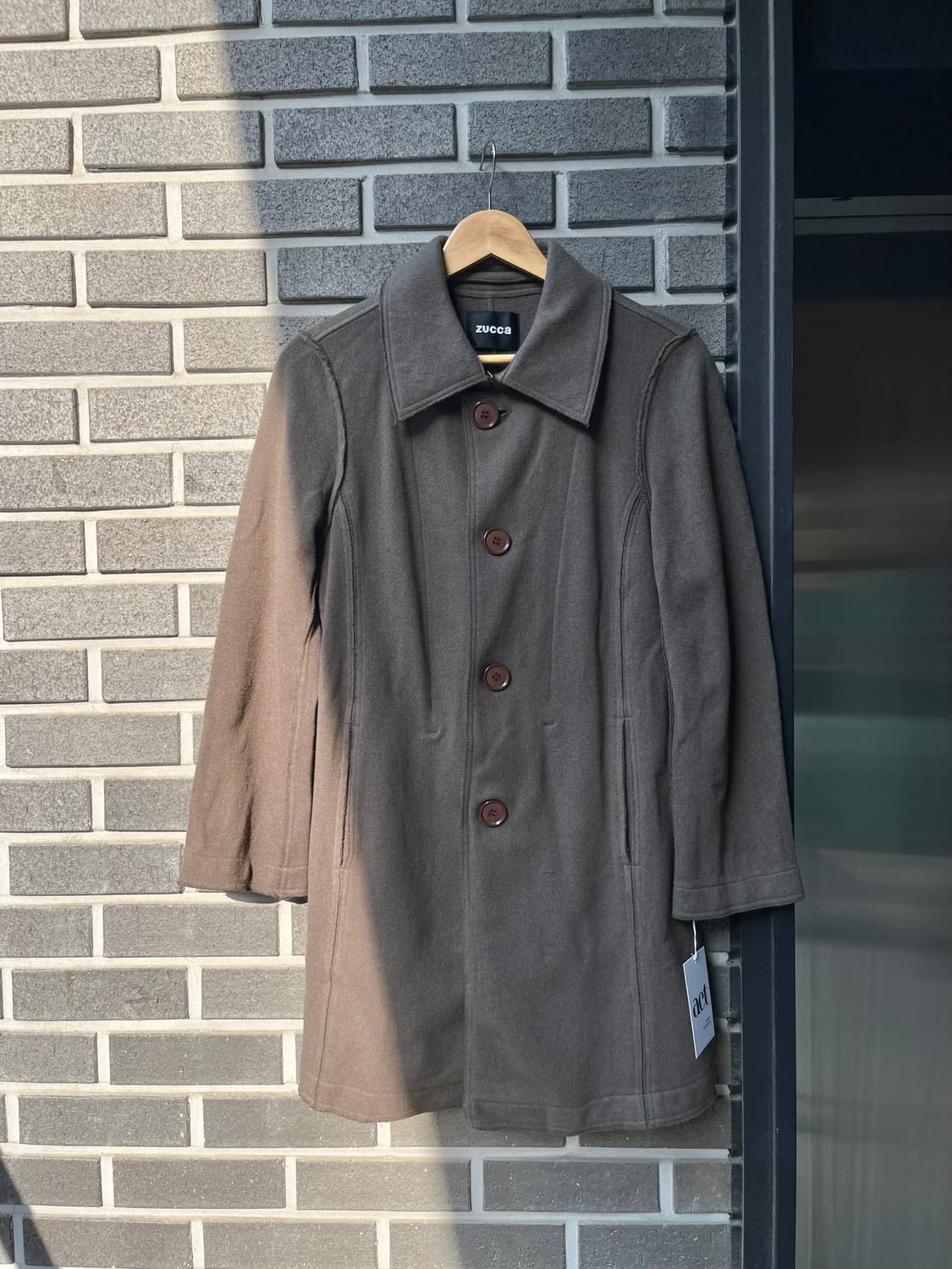 ZUCCA 빅 버튼 롱 코트 상품이미지1