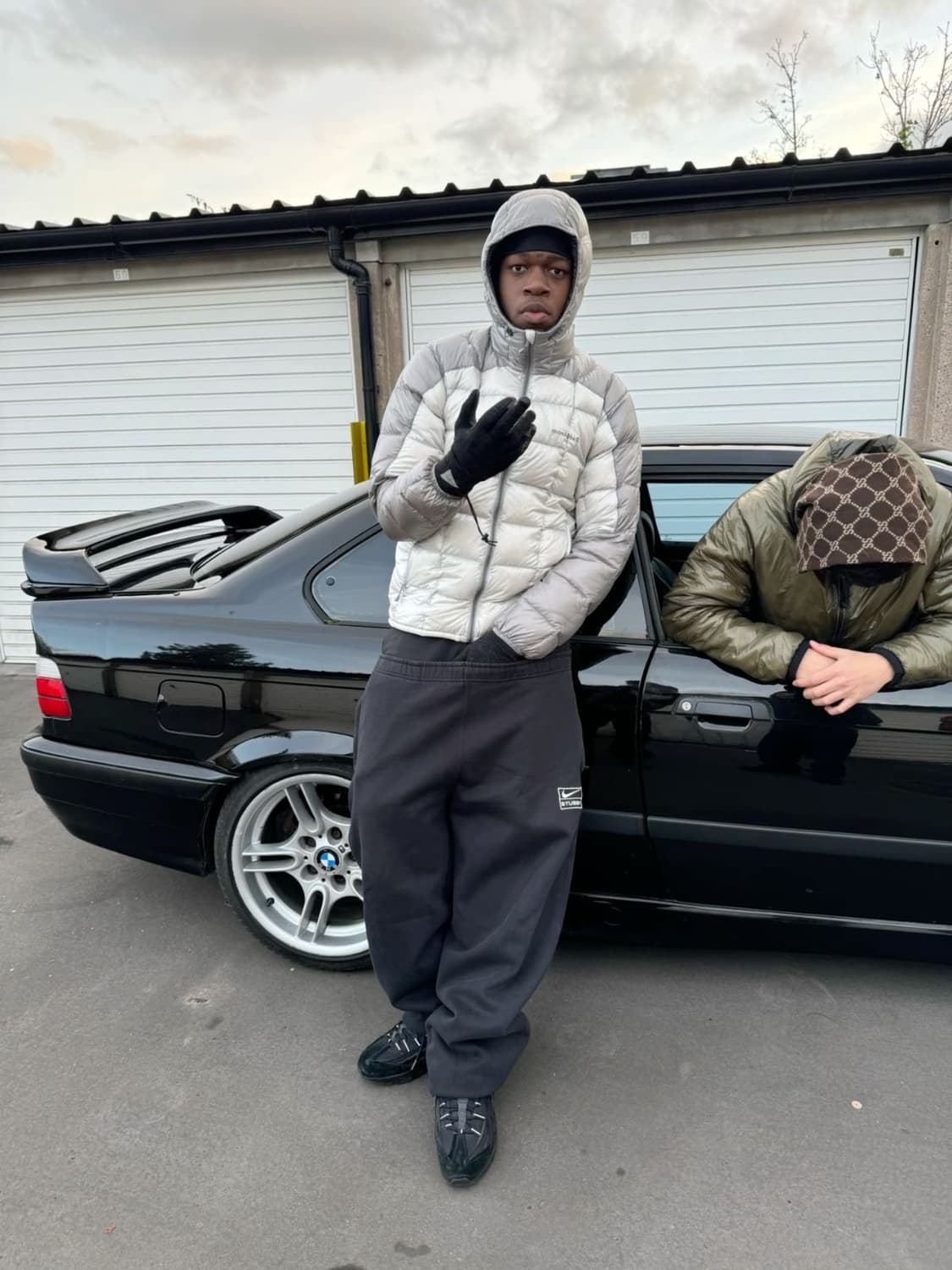 에어맥스95 에센셜 트리플 블랙 265사이즈 상품이미지7