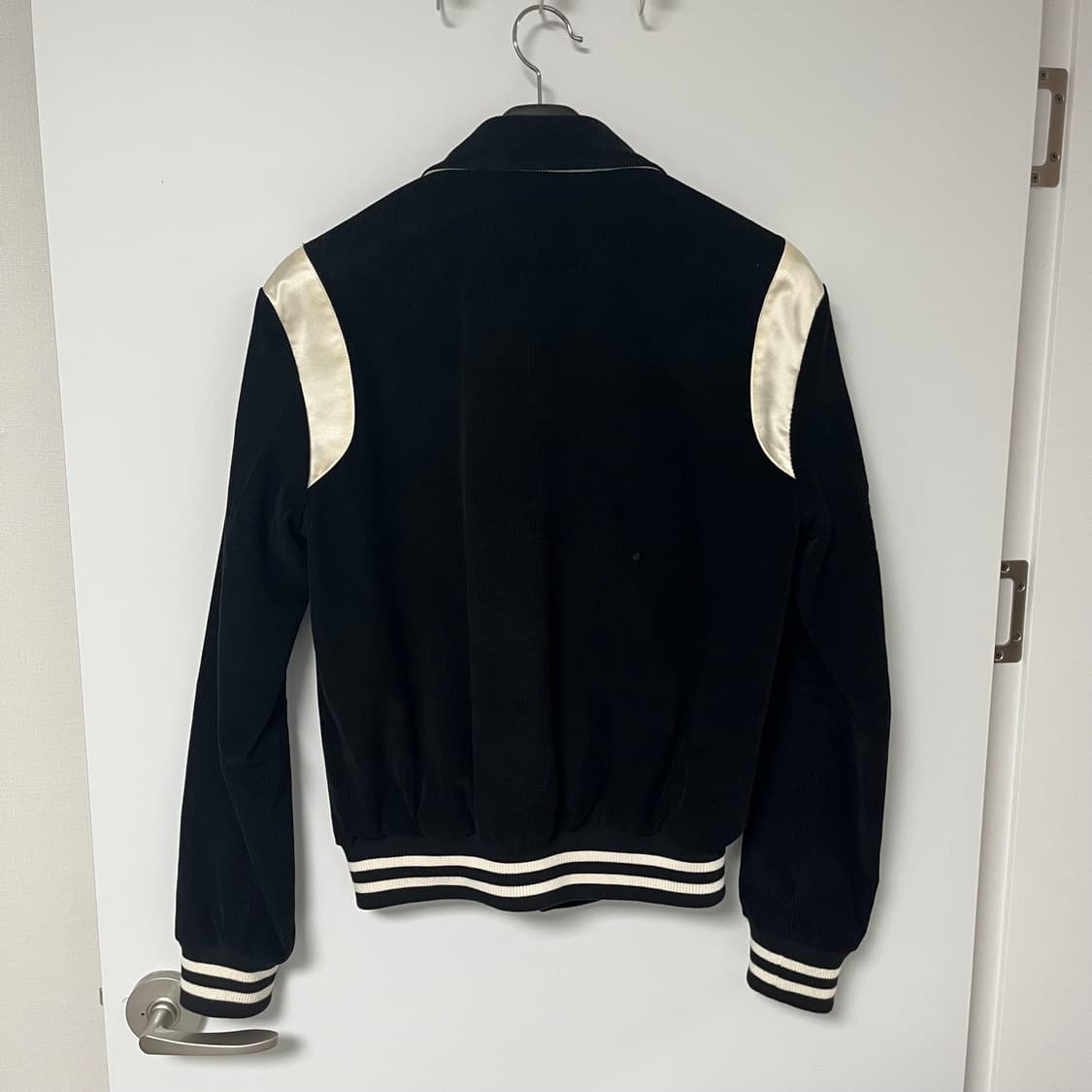 M 롤링스튜디오 골덴 블랙 스타디움자켓 상품이미지2