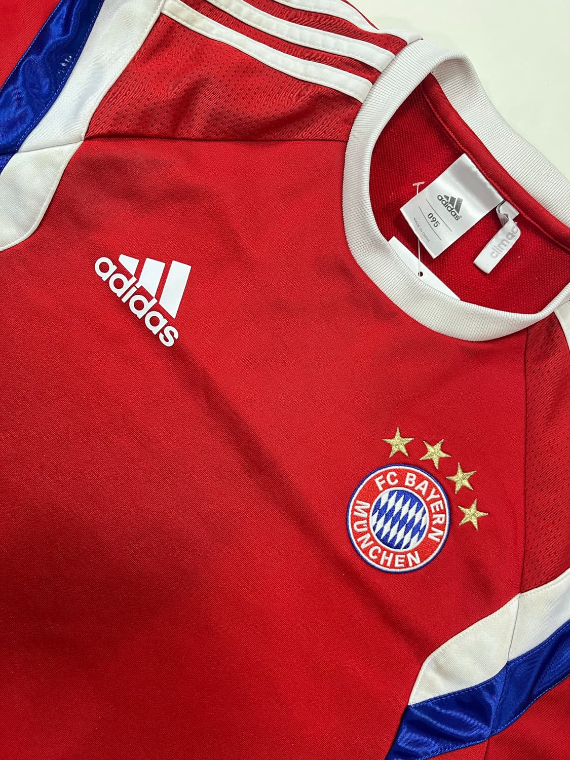 아디다스 FC 바이에른 뮌헨 트레이닝 탑 상품이미지5