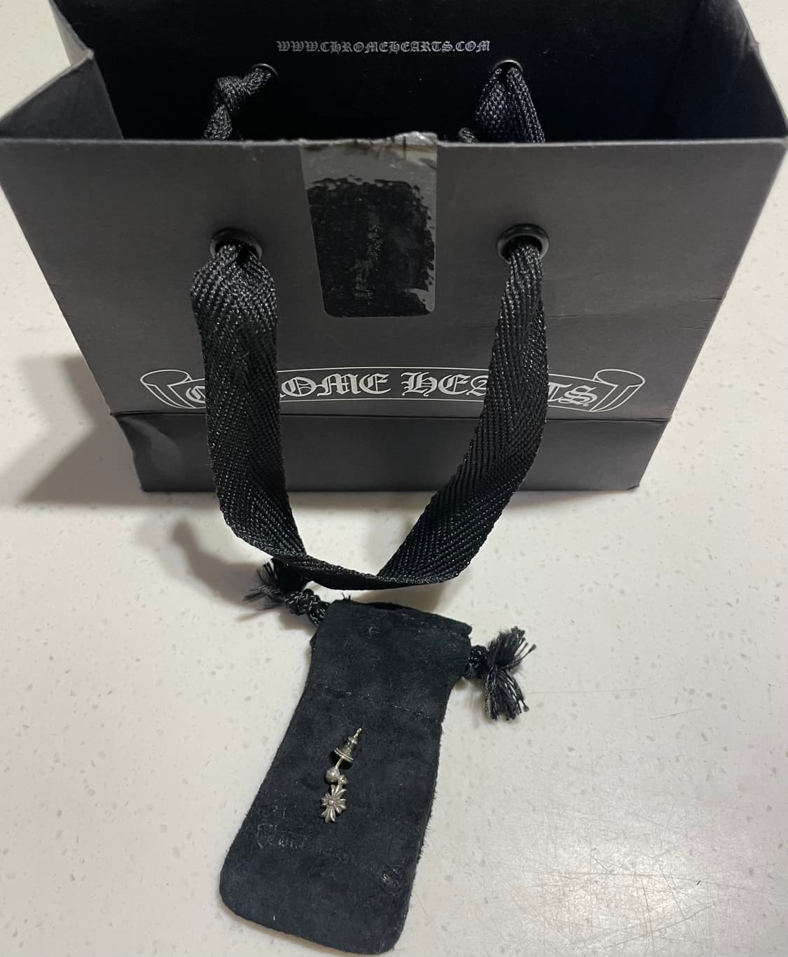 크롬하츠 ECH 타이니 크로스 드롭 이어링 귀걸이 (1EA) 상품이미지2