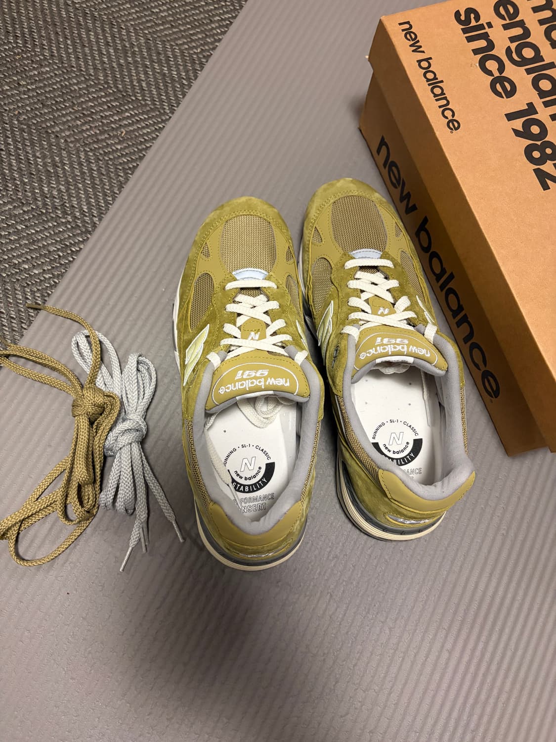 새상품)뉴발란스991 그린모스 285사이즈 상품이미지2