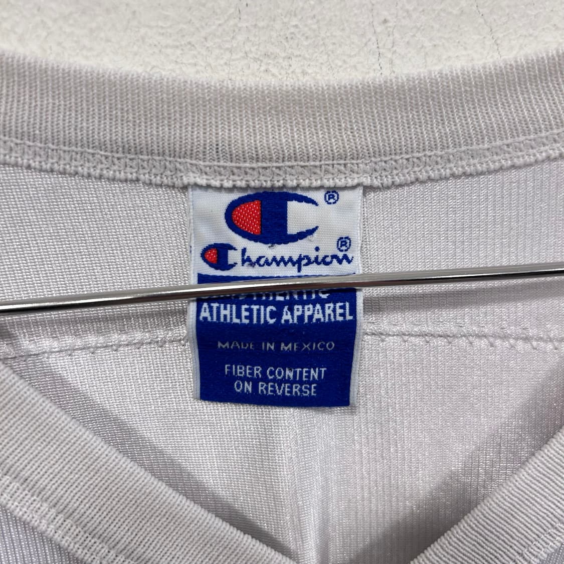 챔피온 올드스쿨 브이넥 메쉬 오버핏 럭비티 상품이미지3