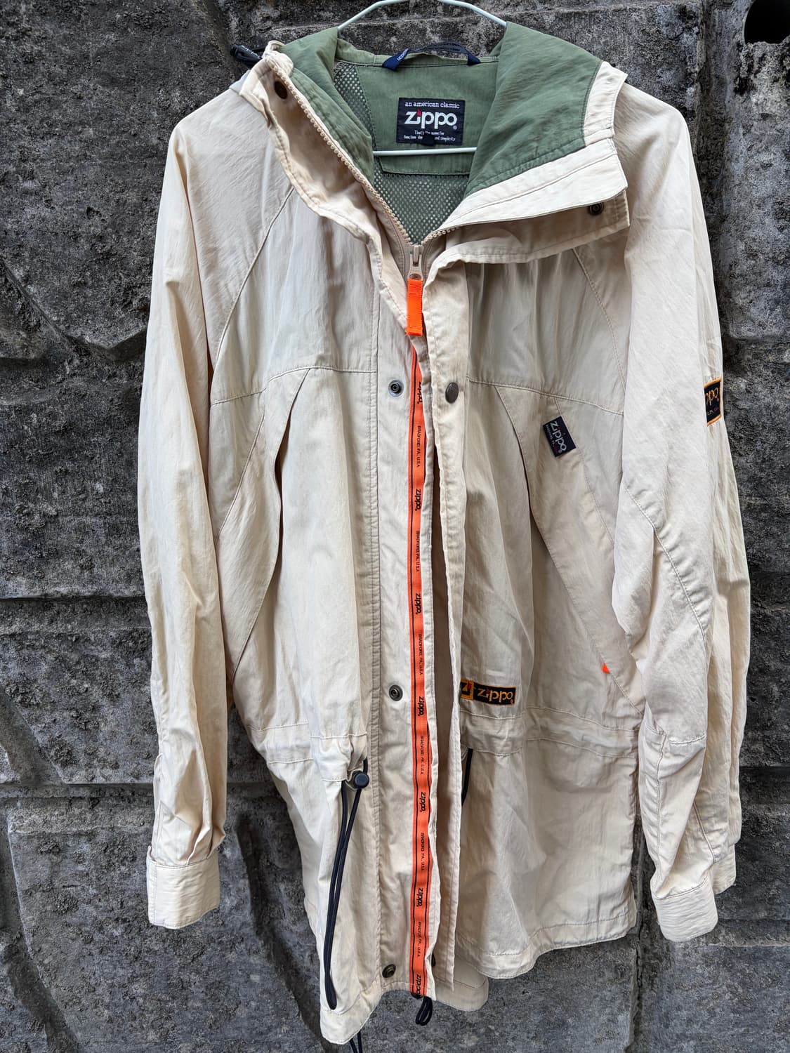 Vintage Windbreaker 상품이미지1