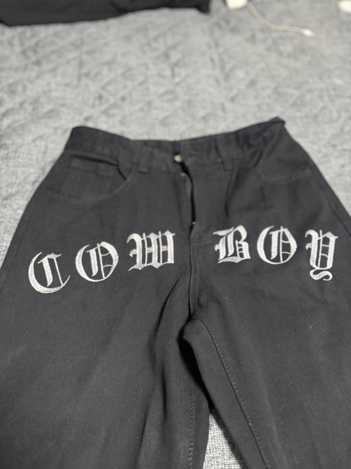 블랙 자수 팬츠 상품이미지1