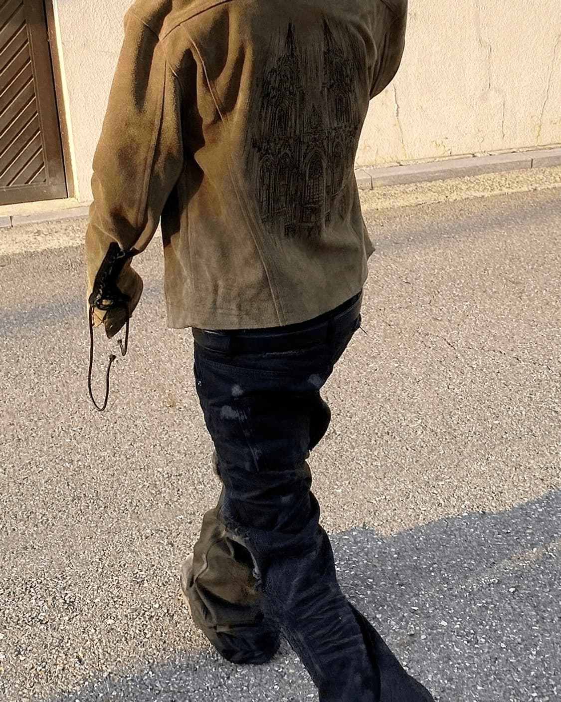 언더마이카 Mud Destroyed Wide Flare Jeans 상품이미지2