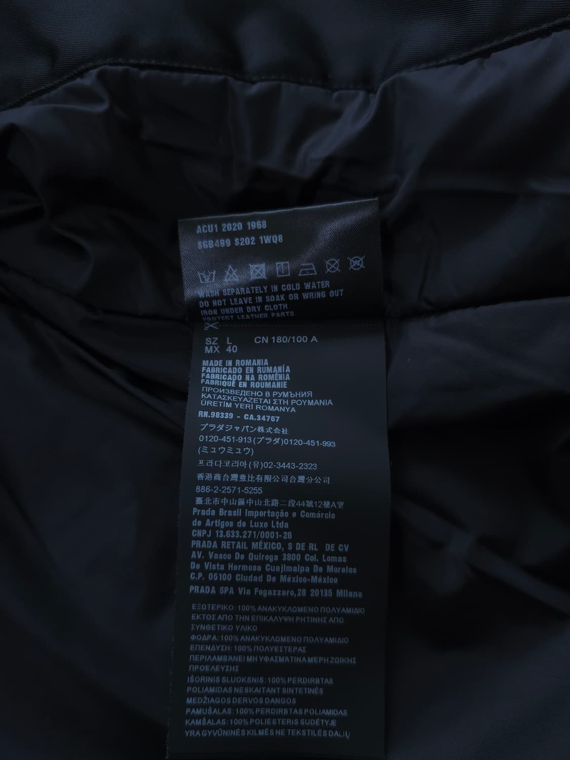 [L] 프라다 리나일론 개버딘 봄버 패딩 블랙(SGB499) 상품이미지8