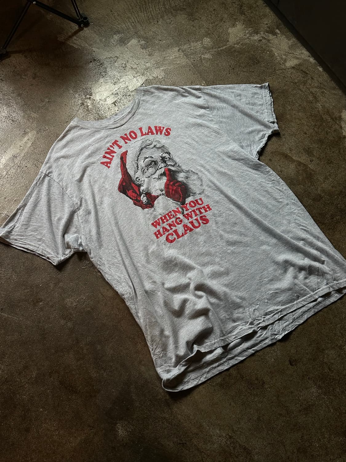 🔊산타 빈티지 오버핏 반팔 티셔츠 상품이미지1