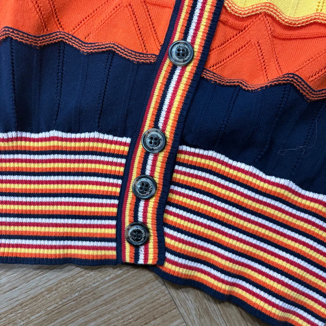 비비안웨스트우드 앵글로매니아 베아 레인보우 크롭 가디건 상품이미지6