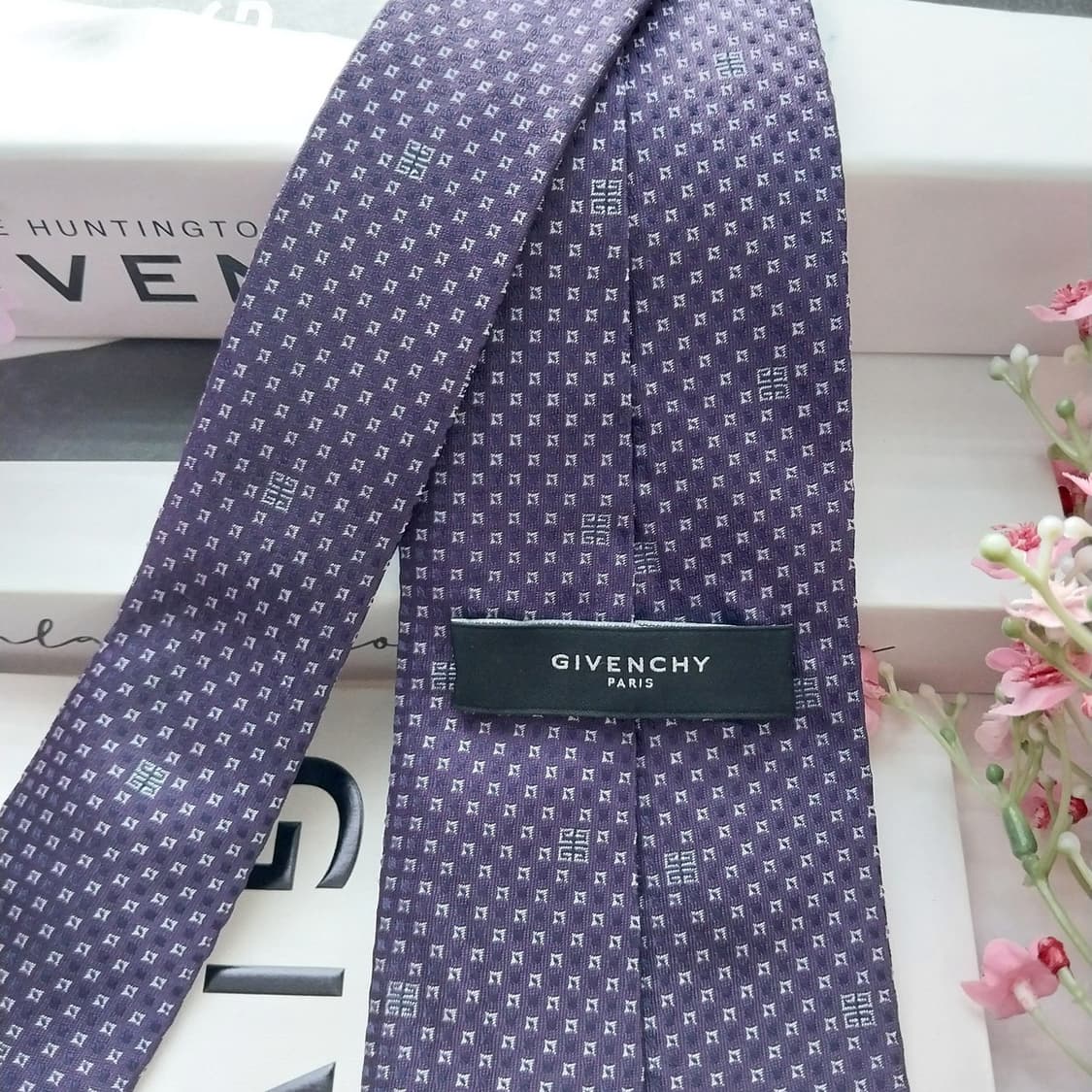 지방시 실크 퍼플 4G 패턴 넥타이 9cm S~A+등급 K1421
 상품이미지6