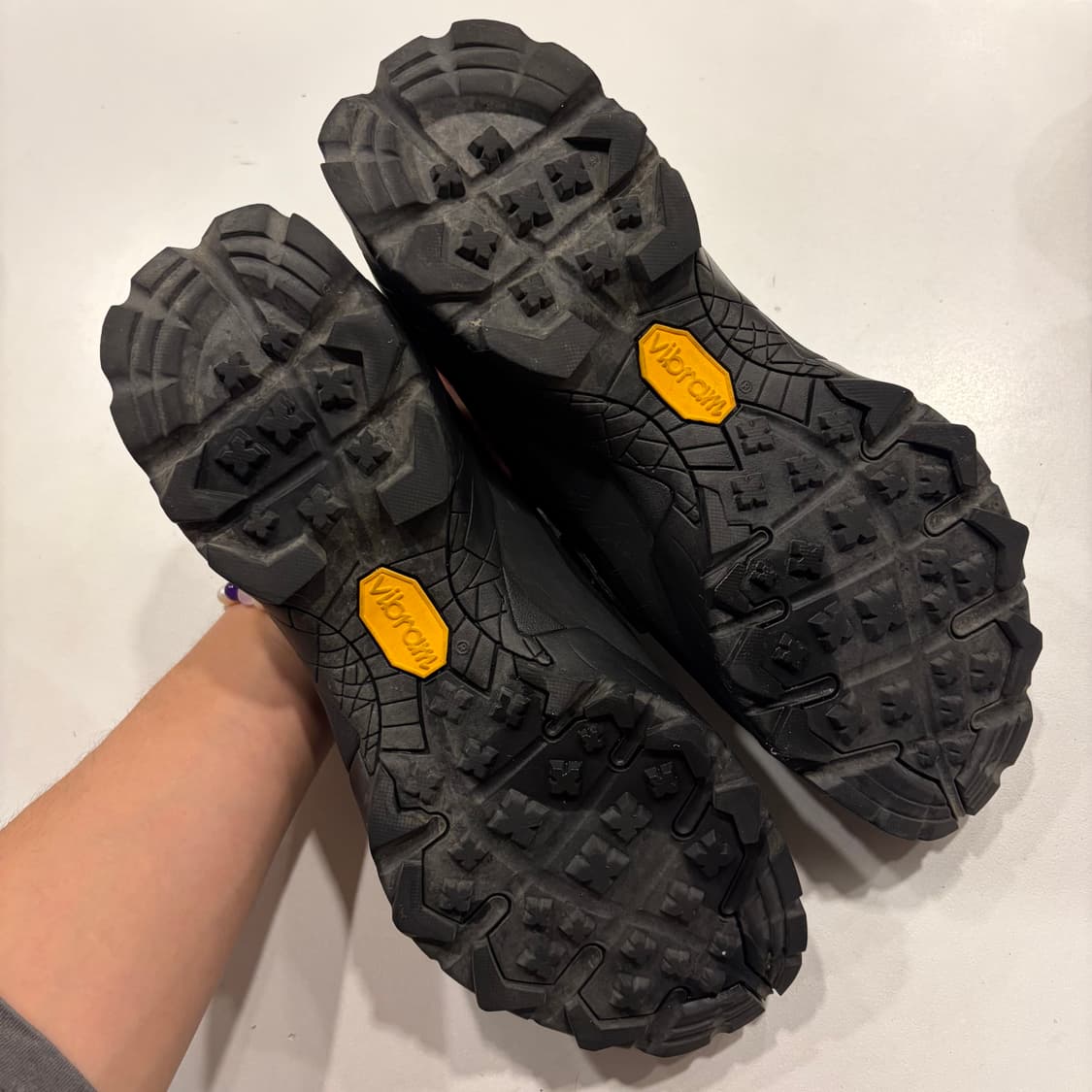 [275/43] ROA 로아 하이킹 비브람 올블랙 레더 로퍼 상품이미지6