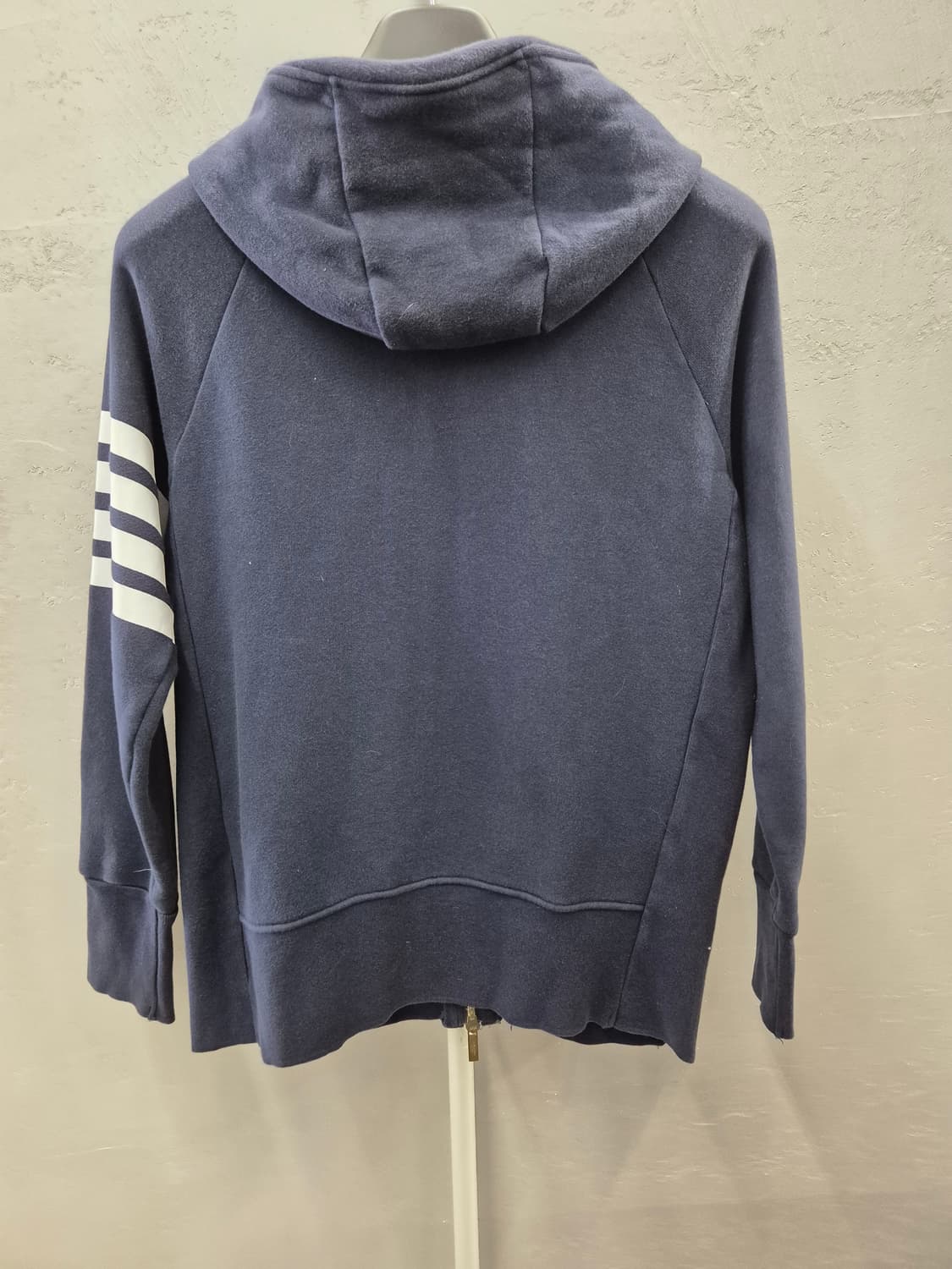 톰브라운 네이비 후드집업 2 상품이미지3