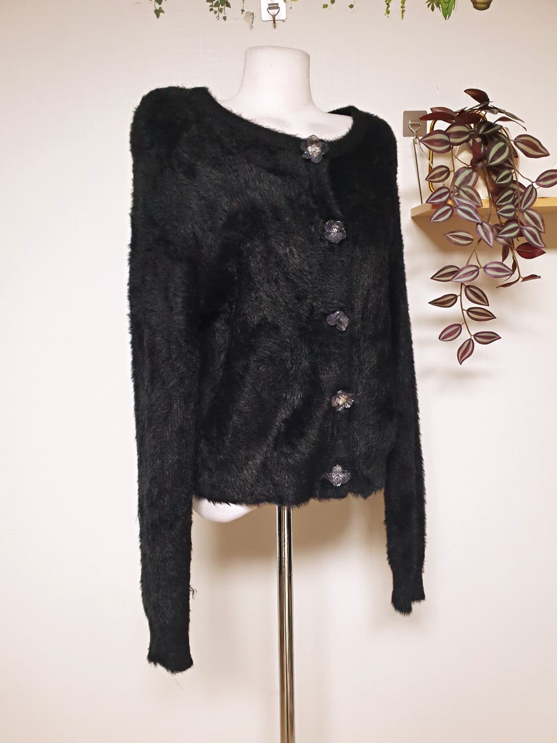 자라 플라워 비즈단추 가디건 77 블랙 L  상품이미지6