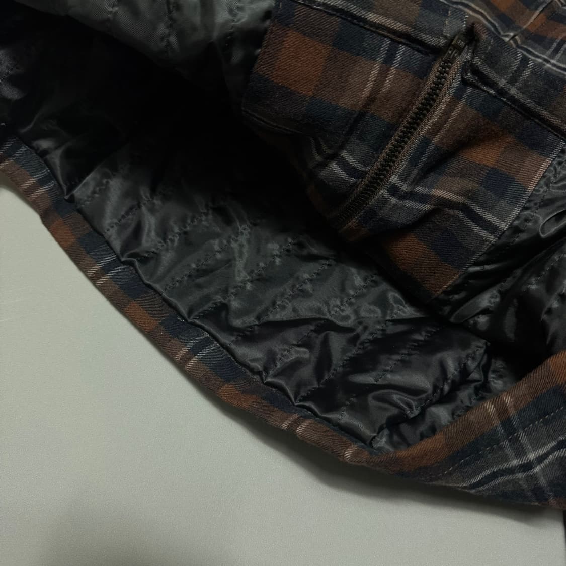 HARE 브라운컬러 체크 패턴 울 혼방 집업 블루종 자켓 상품이미지4