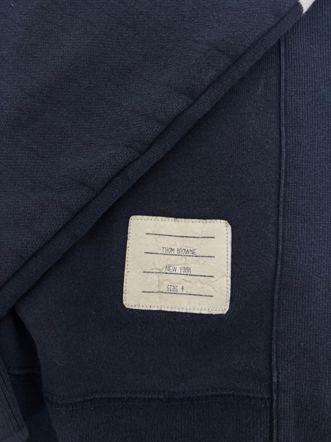 톰브라운 사선 완장 맨투맨 상품이미지3