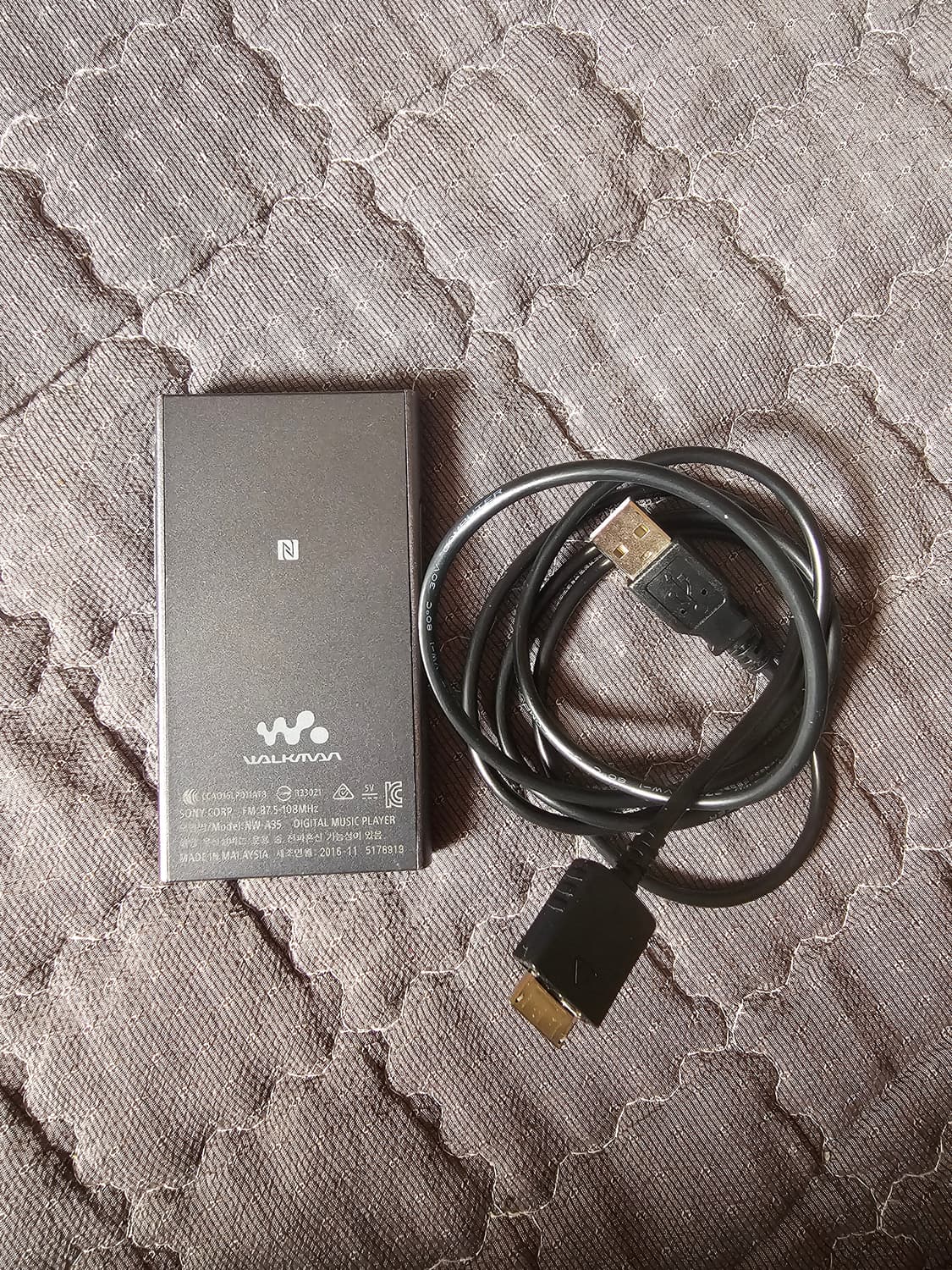 소니 워크맨 NW-A35 회색 + 충전케이블 상품이미지2