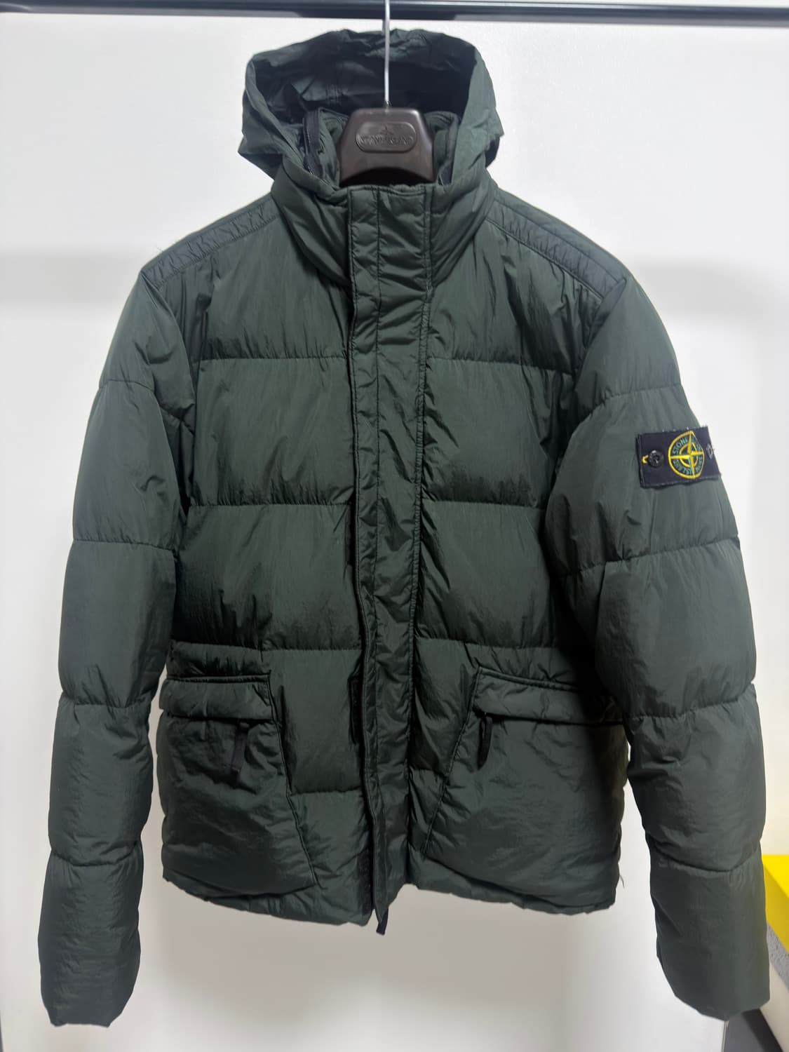 [백화점판, XL] 스톤아일랜드 크링클랩스 패딩 카키 상품이미지1