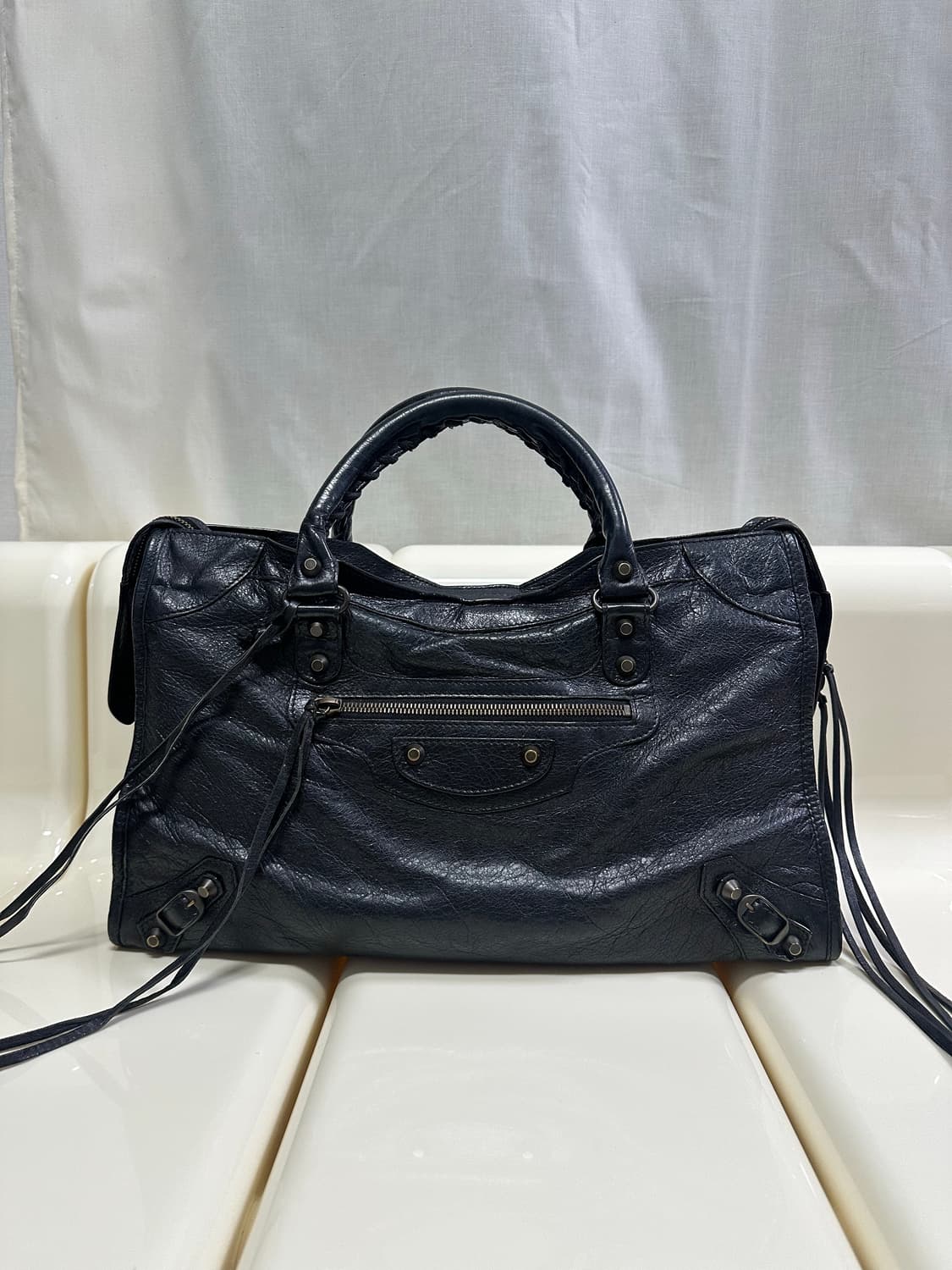 [A 정품] 발렌시아가 시티 모터백 미디움 블랙 상품이미지8