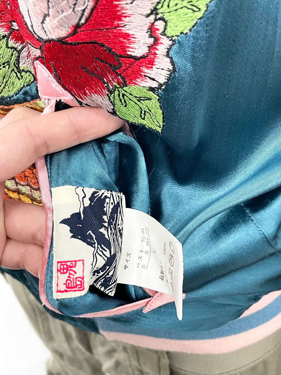 JPN 새틴 오리엔탈 자수 후드 베스트 스카잔*레어 상품이미지3