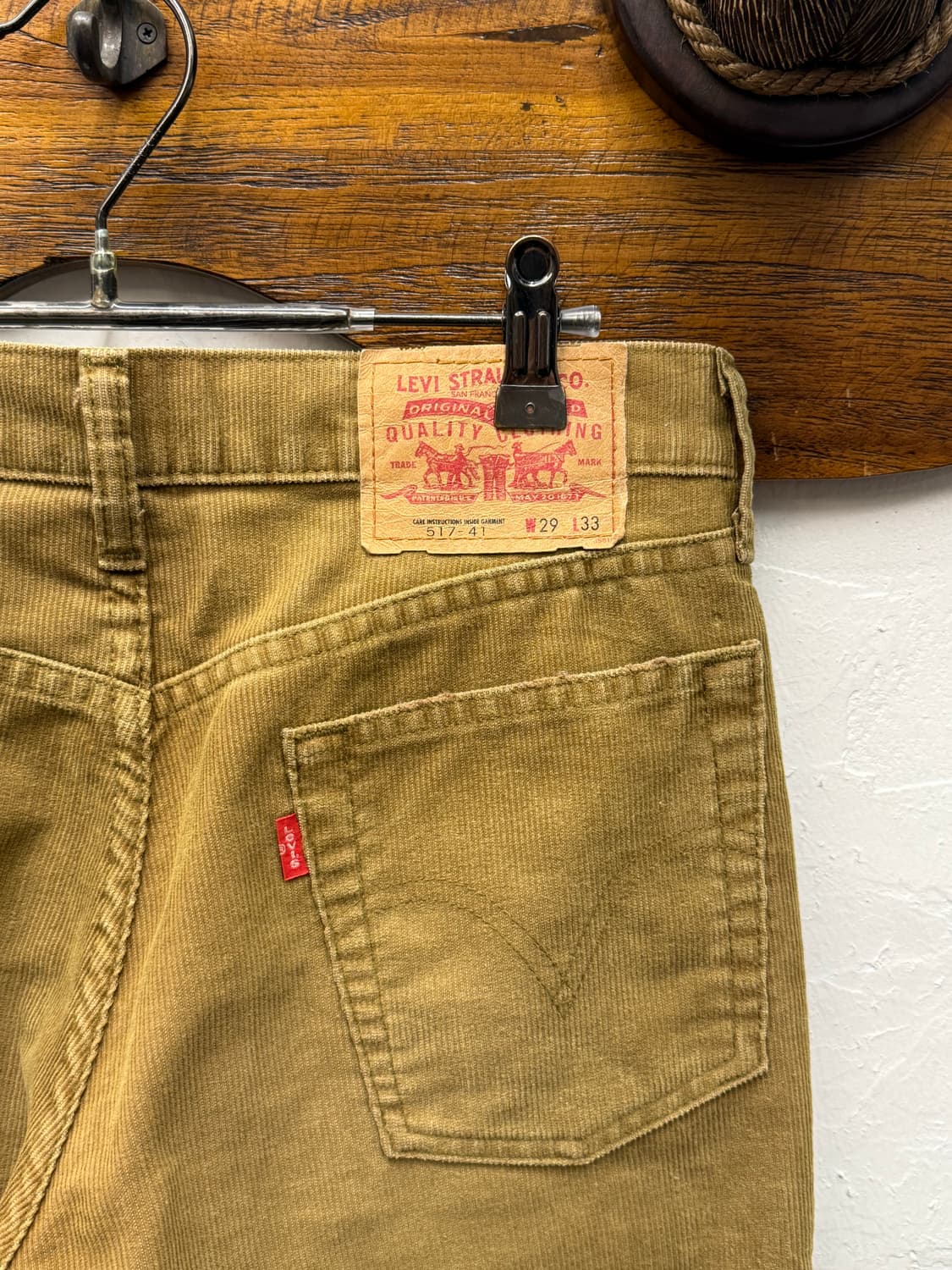 Levi’s 517 Corduroy Boots-Cut Pants 상품이미지3