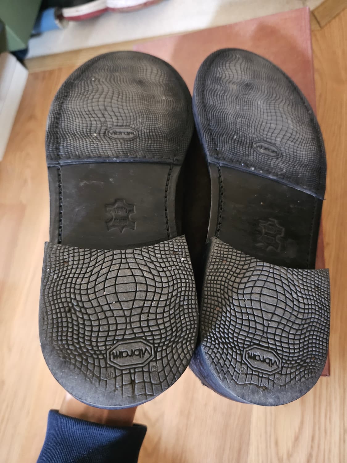 조셉트 102 페니로퍼(굿이어웰트 /스웨이드브라운) 상품이미지3