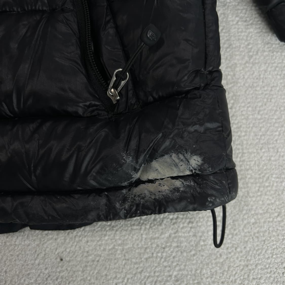 노스페이스 블랙 패딩 점퍼 s 상품이미지4