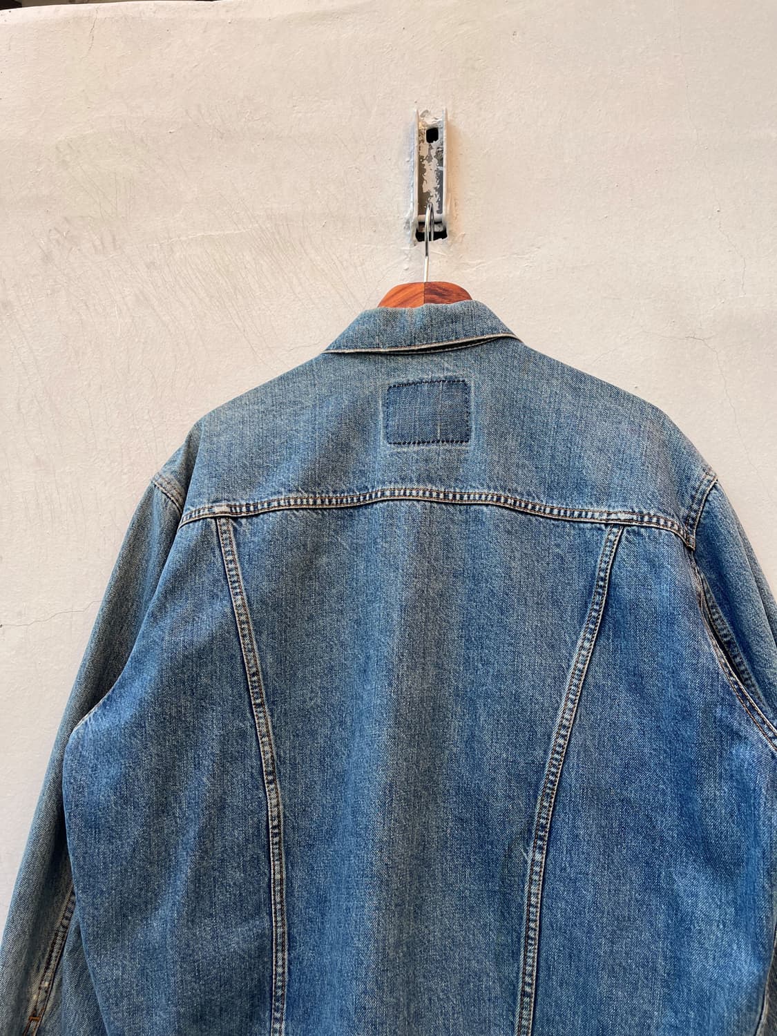 00s Levi's 연청 데님자켓 상품이미지7