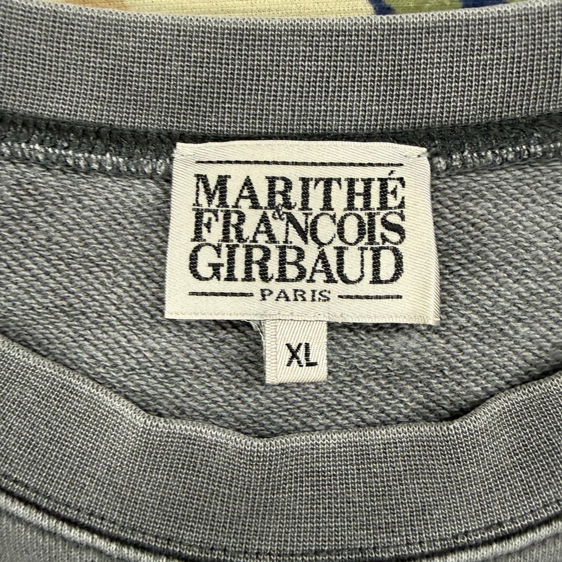 (XL)마리떼 프랑소와 저버 피그먼트 맨투맨 상품이미지2